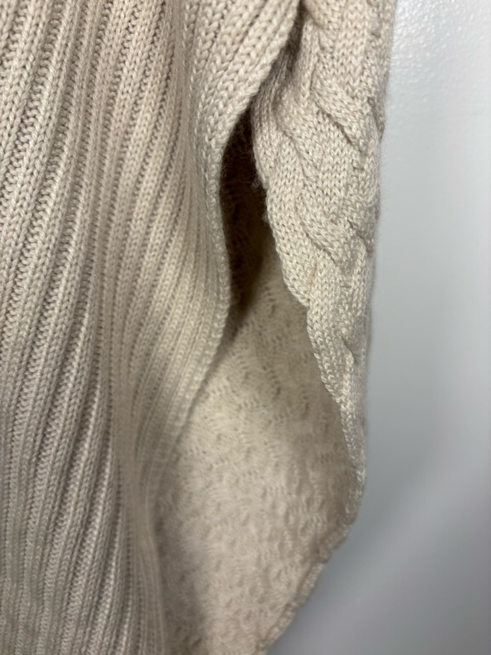 Source Unknown Cream Cable Knit Wrap Scarf - Picture 3 of 4